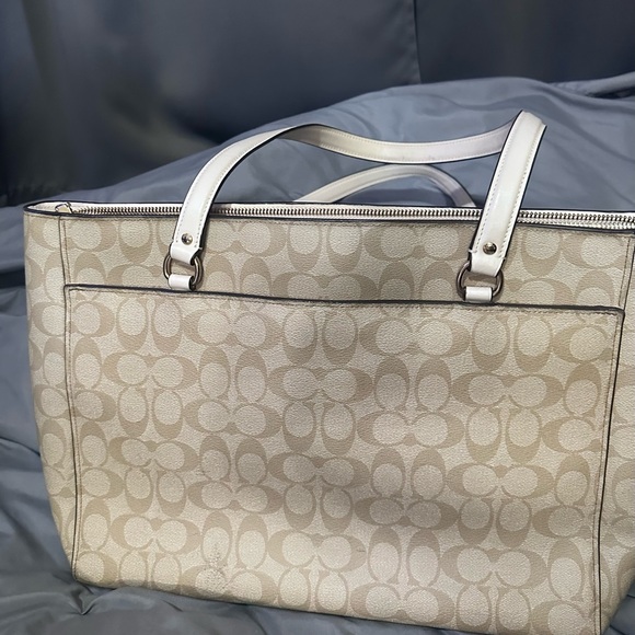 Coach Addison Tote - No longer offered by Coach - Picture 8 of 8